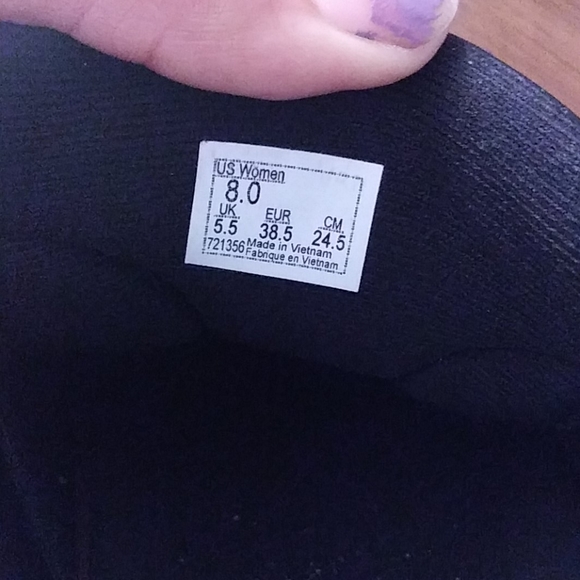 Black Vans - Picture 4 of 4